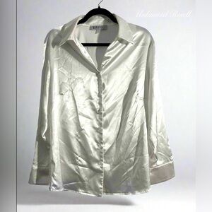 Kasper Elegant White Satin Blouse Long Sleeve with Buttons